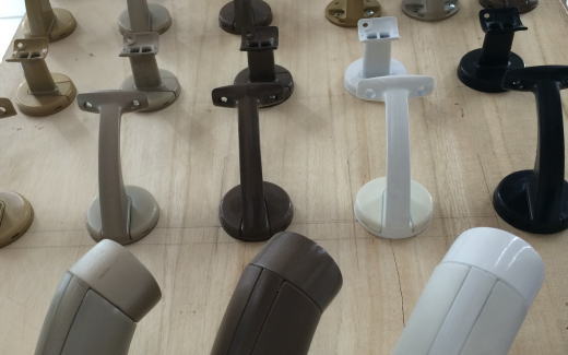 �n�E�W���O�V���b�p�[�Y�k��